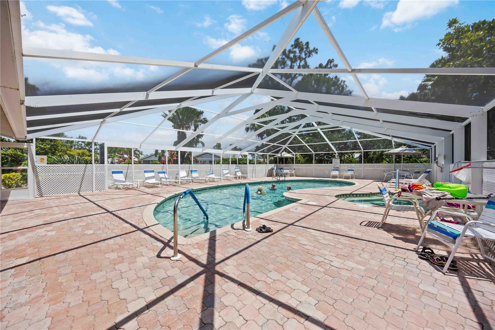 Listing photo id 32 for 3662 Bonaventure Court