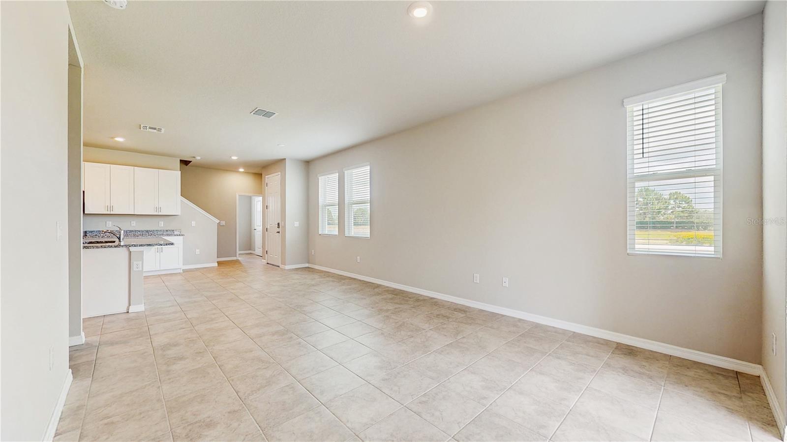 Image 5 of 36 For 1824 Woodleaf Hammock Court