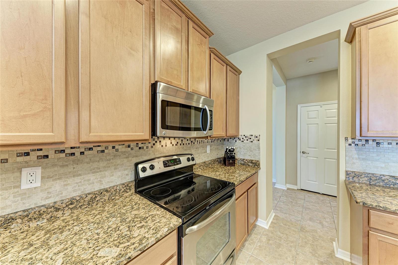Image 18 of 59 For 5439 74th Place E