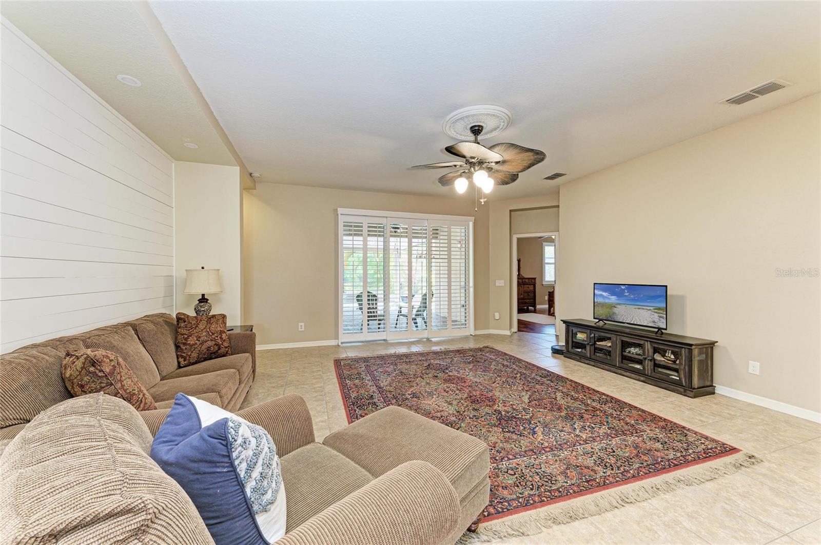 Image 23 of 59 For 5439 74th Place E