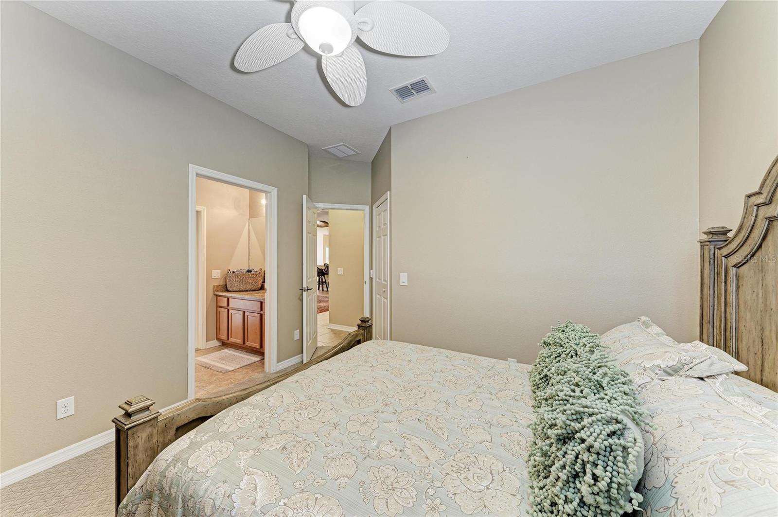 Image 33 of 59 For 5439 74th Place E