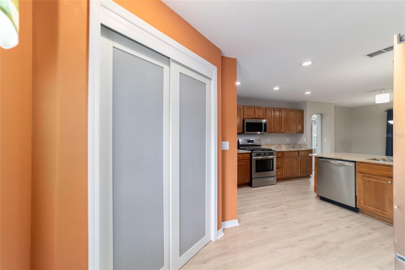Image 23 of 72 For 8166 80th Terrace