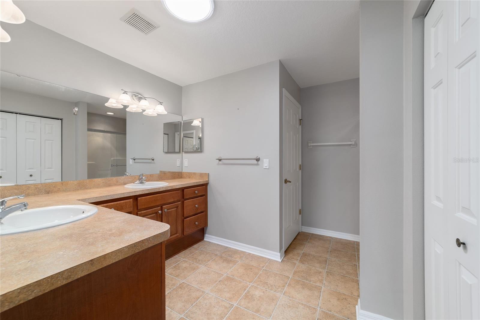 Image 31 of 72 For 8166 80th Terrace