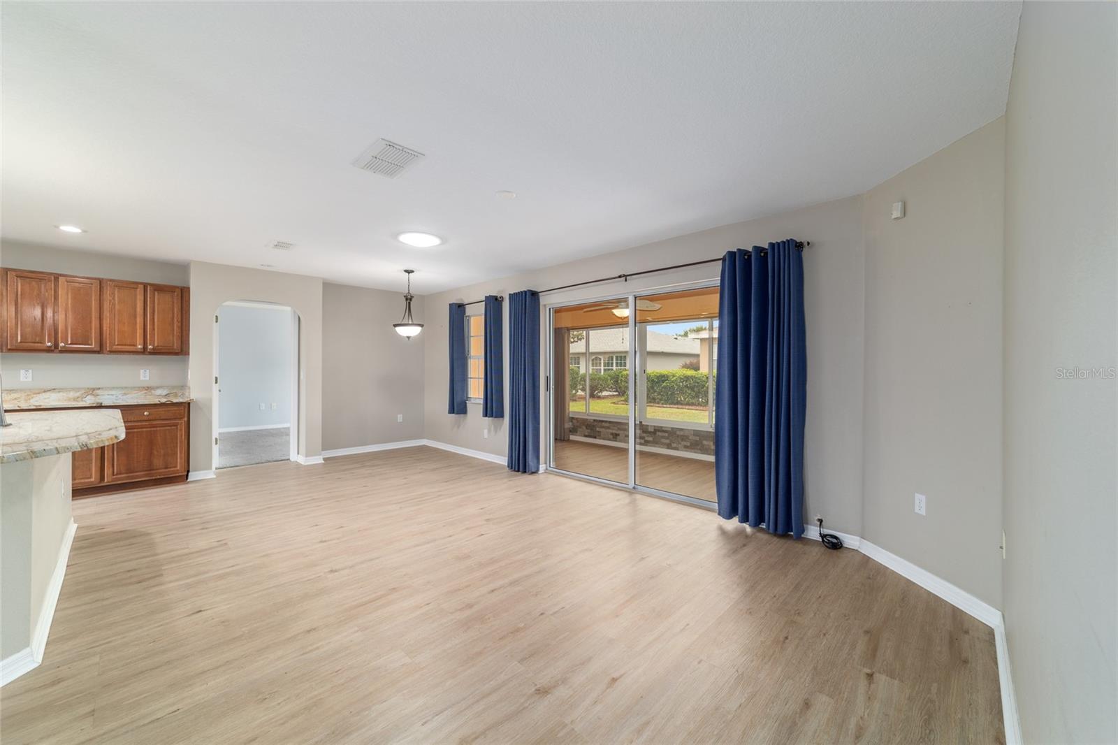 Image 8 of 72 For 8166 80th Terrace