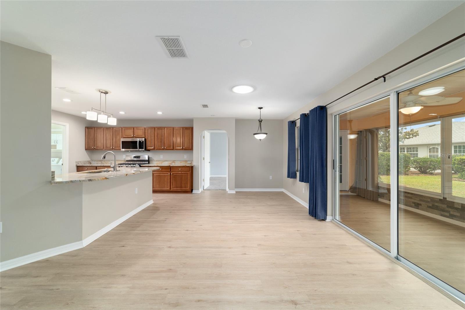 Image 9 of 72 For 8166 80th Terrace