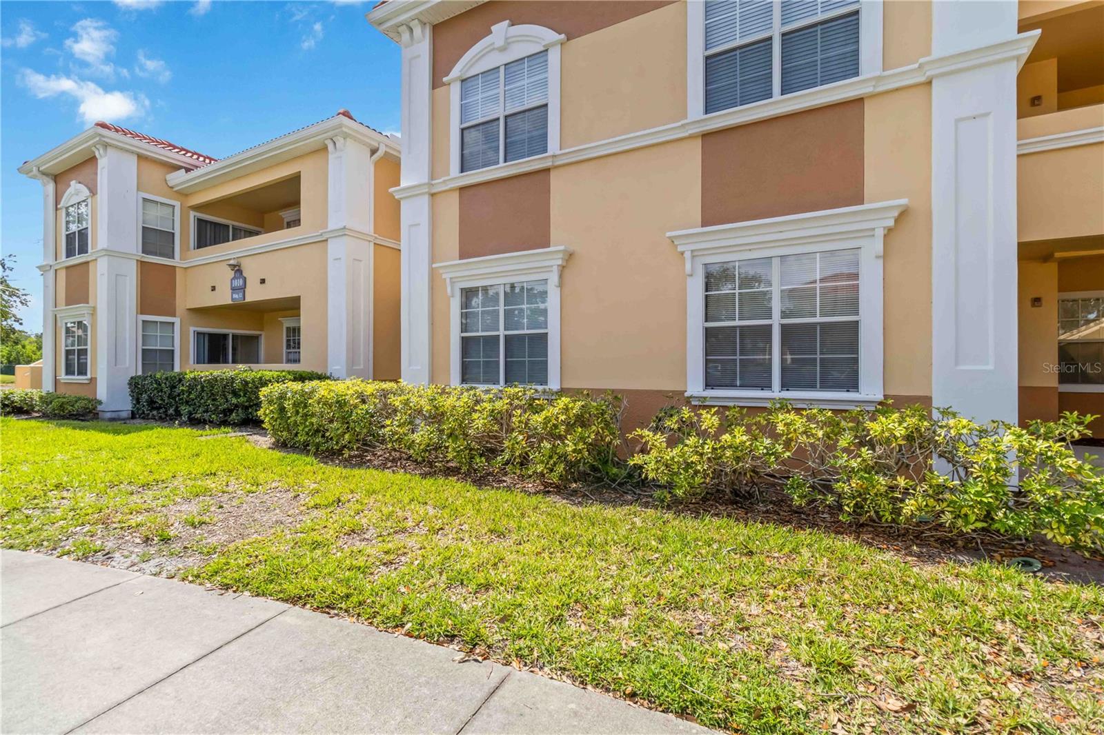 Details for 1010 Villagio Circle 202, SARASOTA, FL 34237