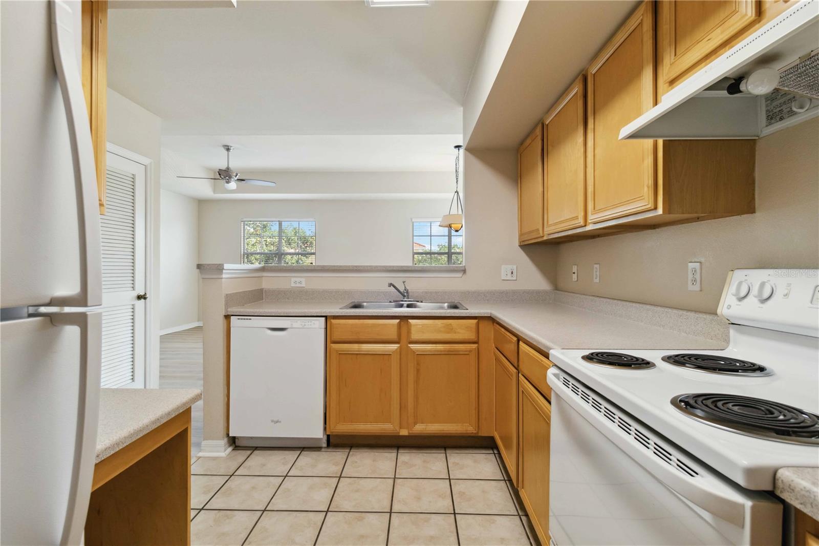 Image 12 of 34 For 1010 Villagio Circle 202