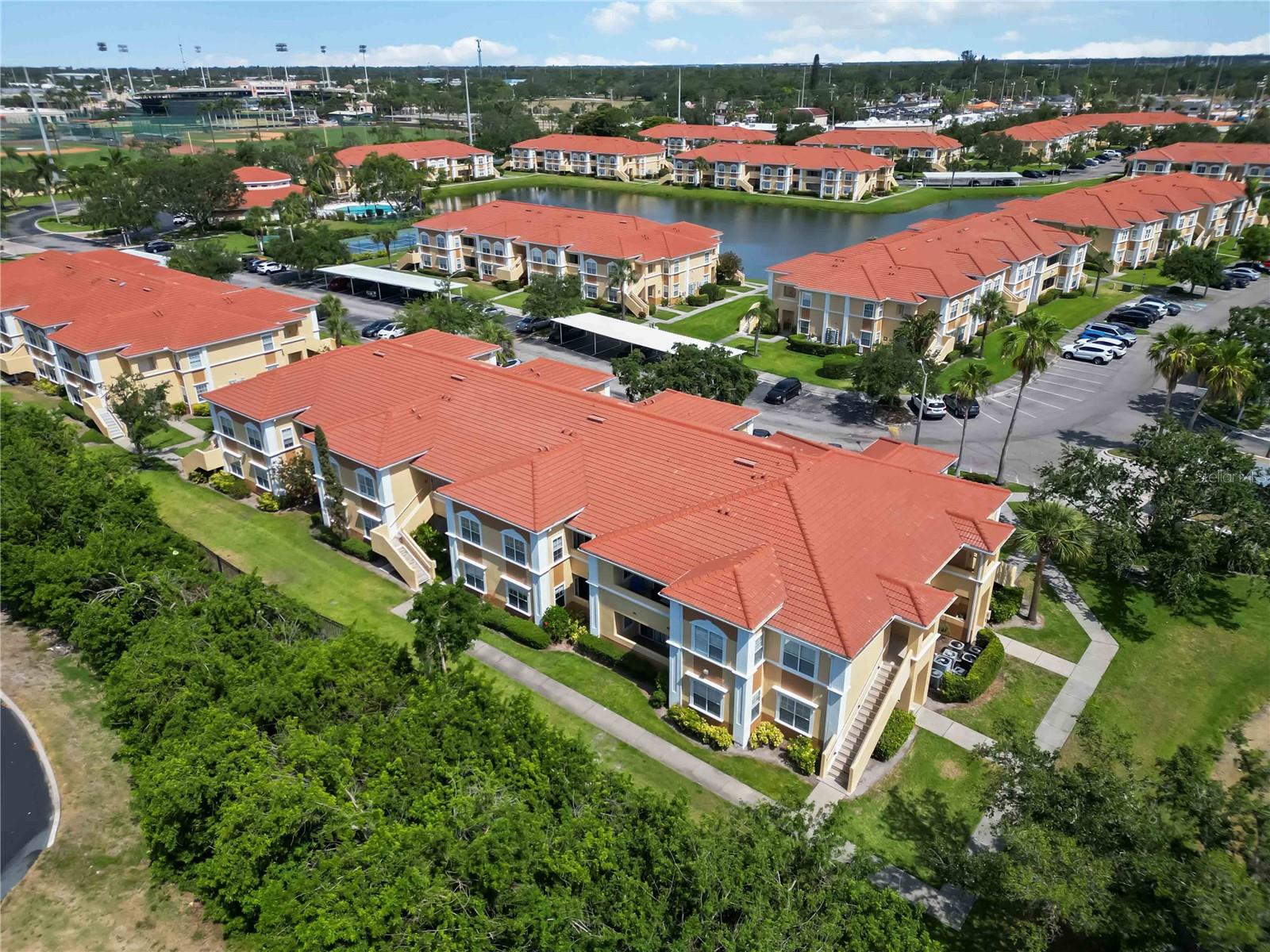 Image 28 of 34 For 1010 Villagio Circle 202