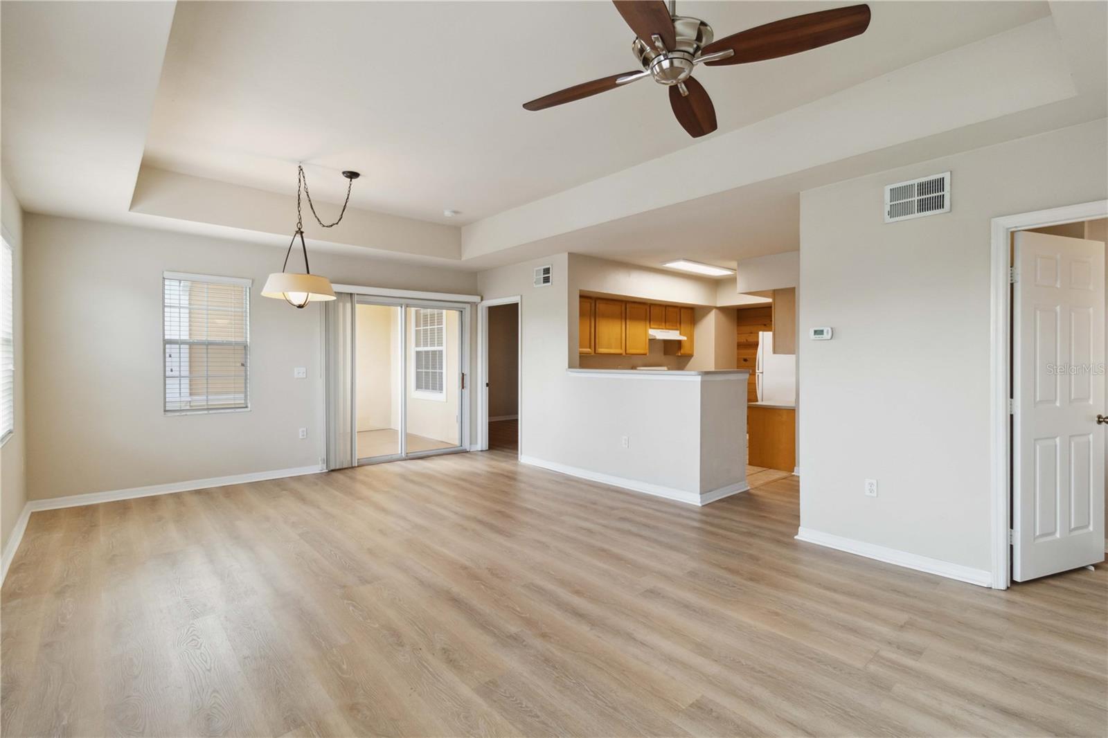 Image 6 of 34 For 1010 Villagio Circle 202