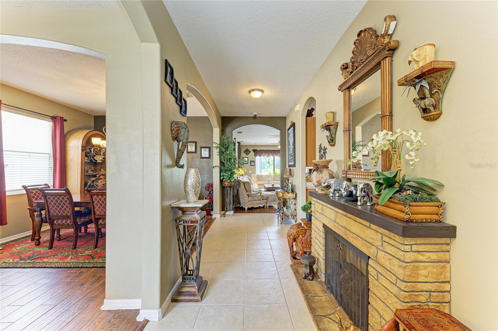 Image 11 of 66 For 4211 30th Lane E