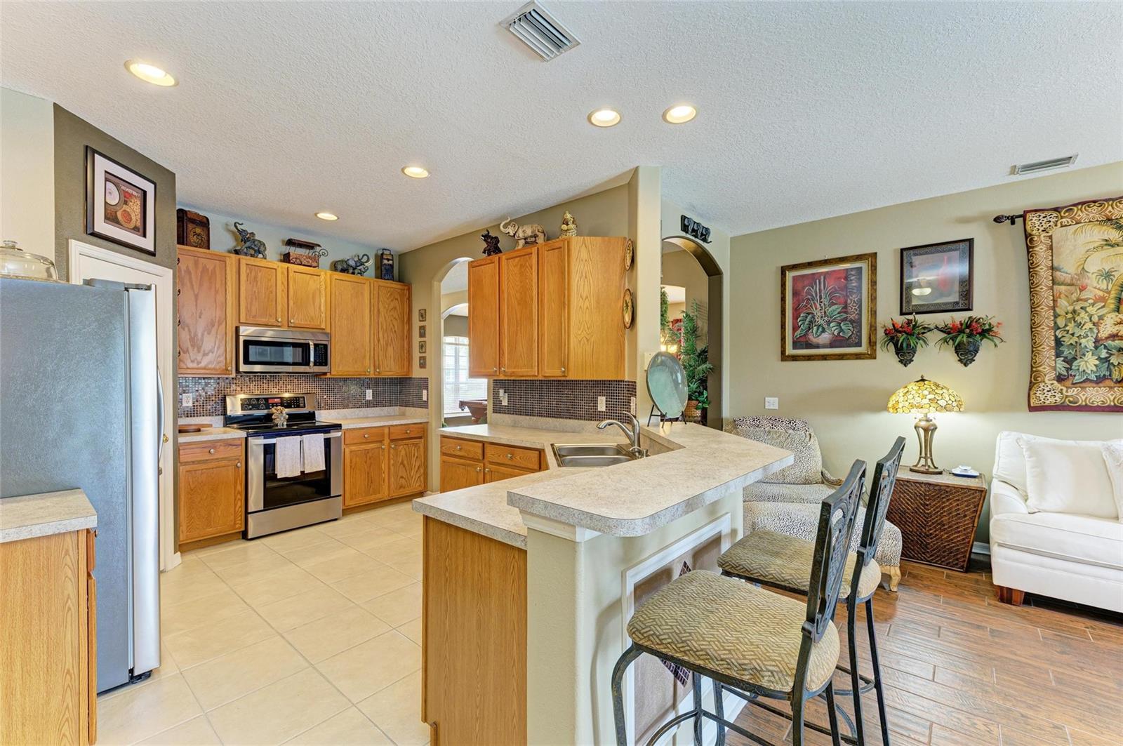 Image 19 of 66 For 4211 30th Lane E