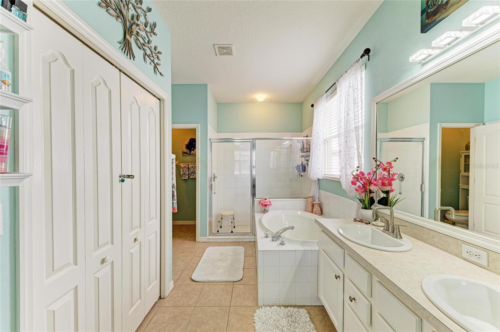 Image 34 of 66 For 4211 30th Lane E