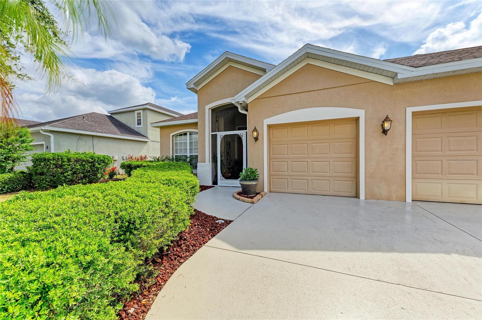 Image 6 of 66 For 4211 30th Lane E