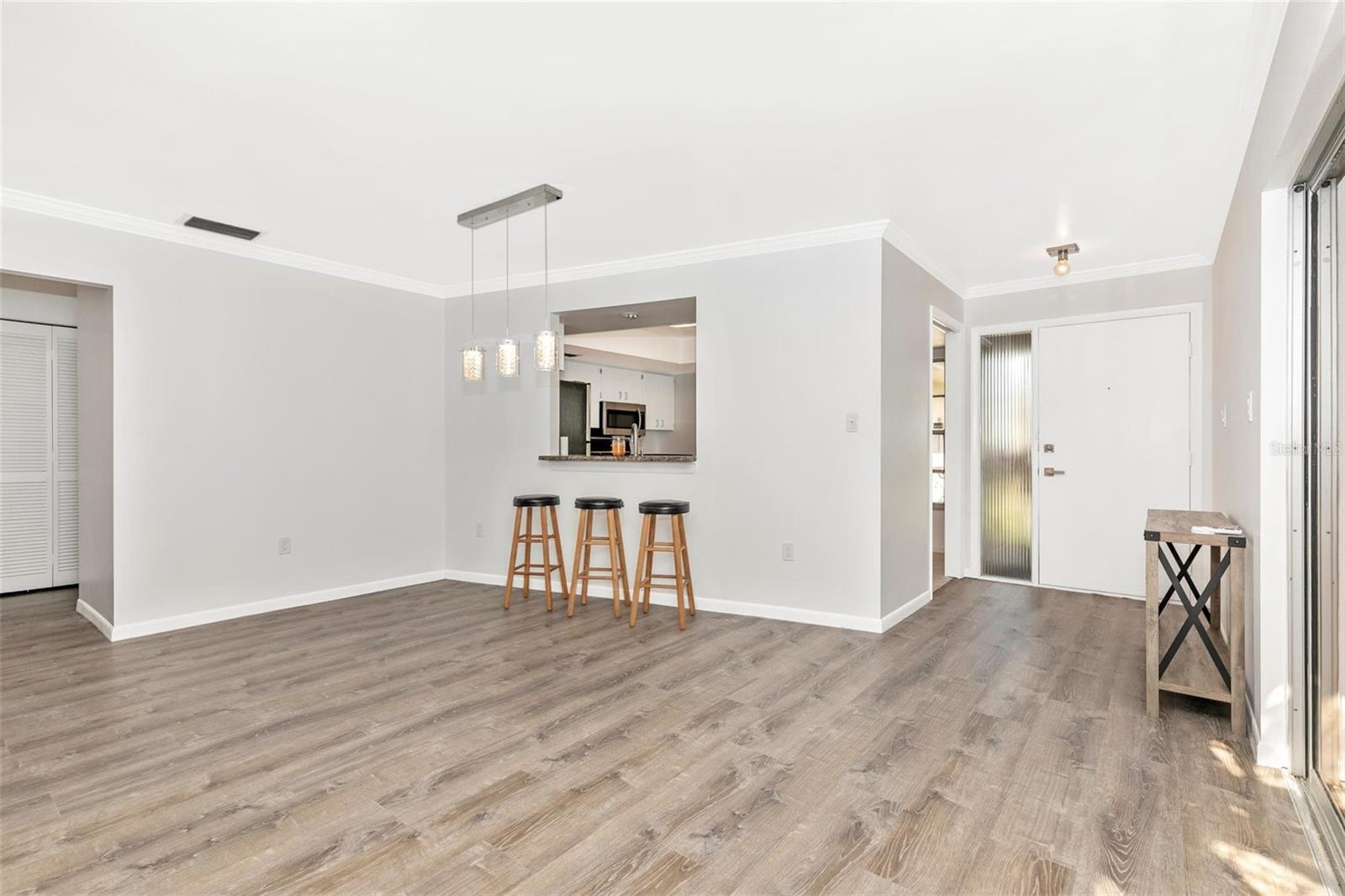 Image 22 of 81 For 4212 Center Gate Lane 2