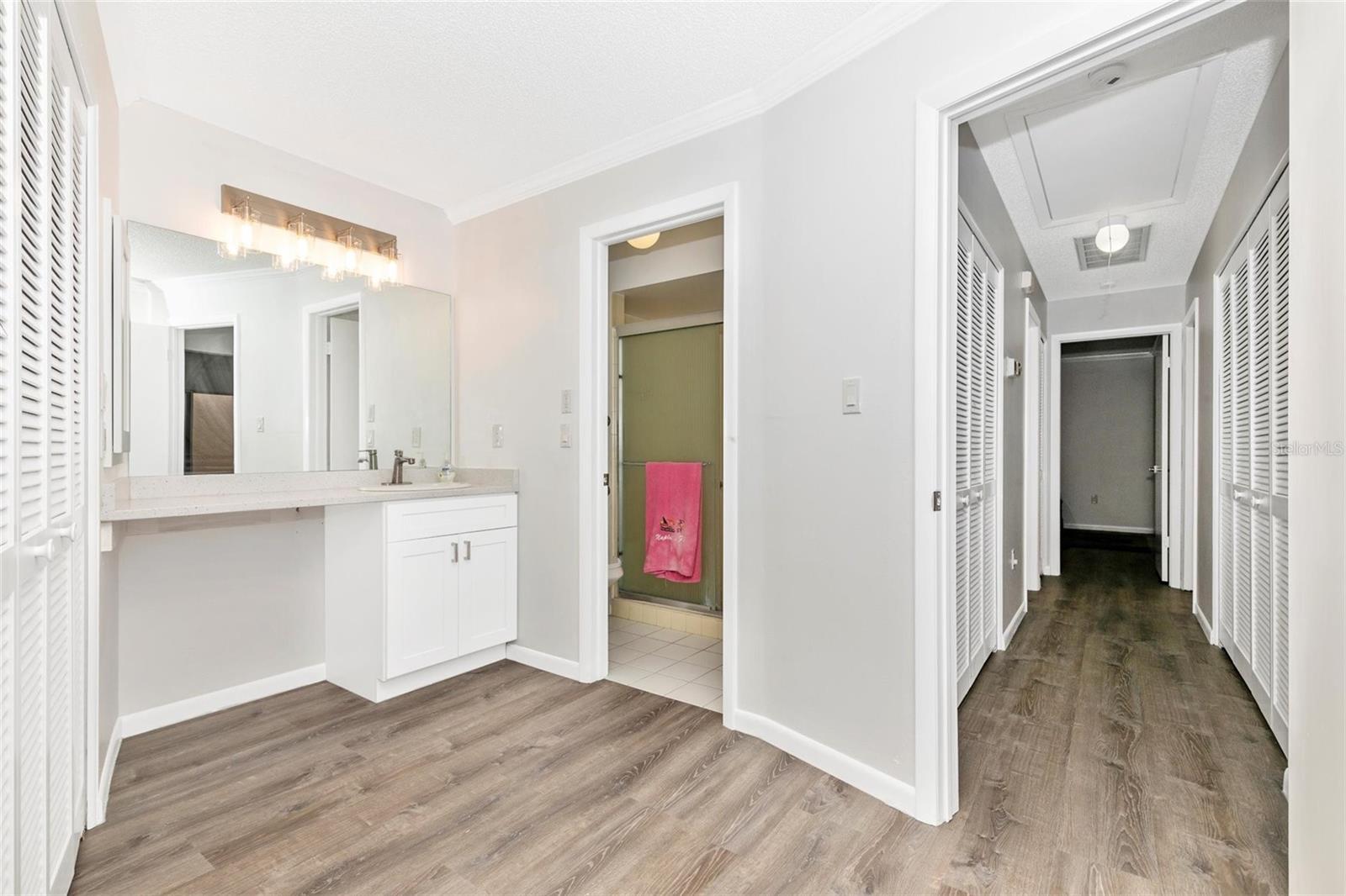 Image 46 of 81 For 4212 Center Gate Lane 2
