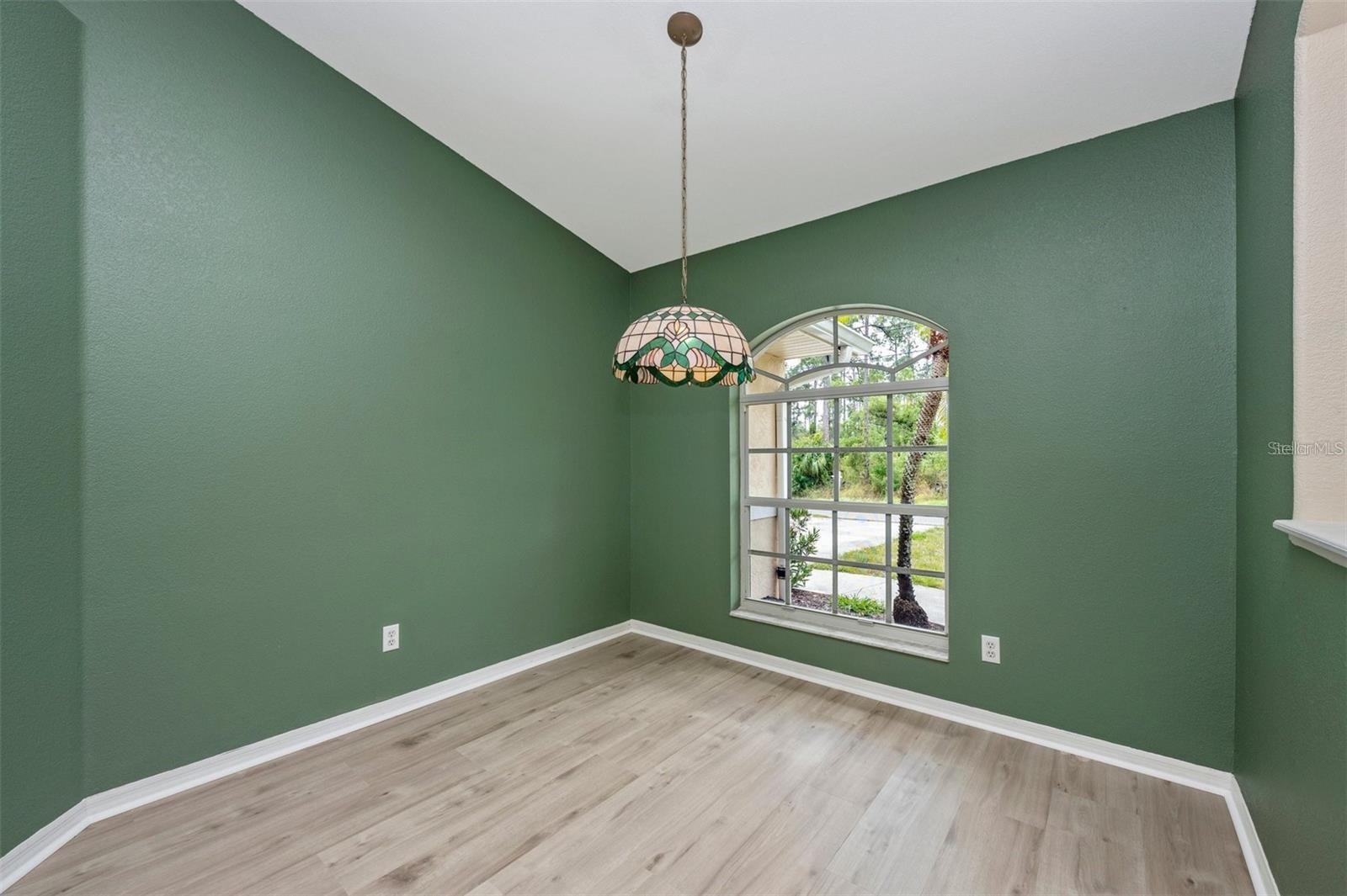 Image 11 of 46 For 4382 Sunburst Avenue
