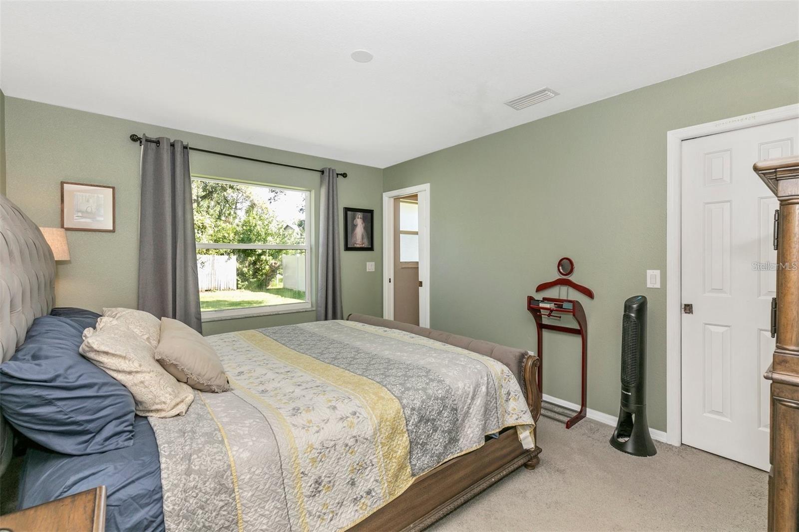 Image 24 of 46 For 4382 Sunburst Avenue