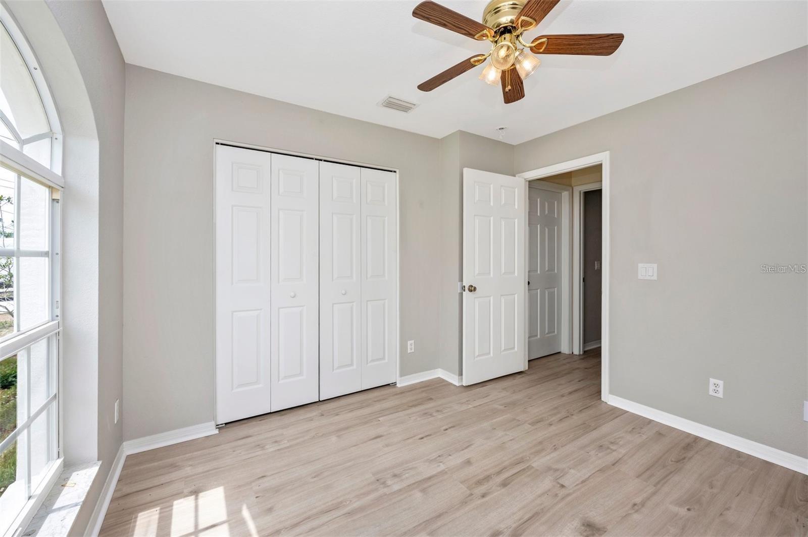 Image 27 of 46 For 4382 Sunburst Avenue