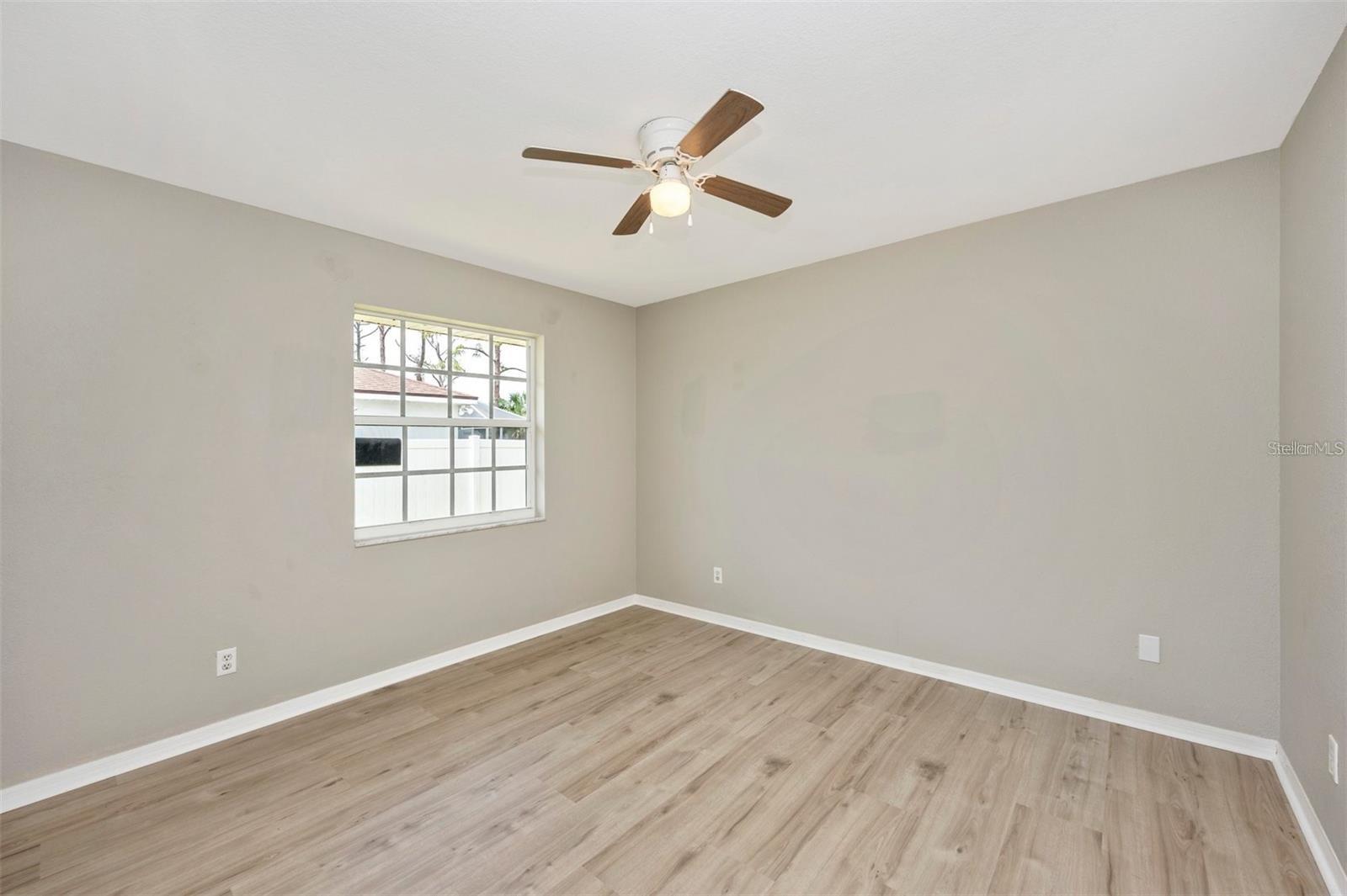 Image 29 of 46 For 4382 Sunburst Avenue