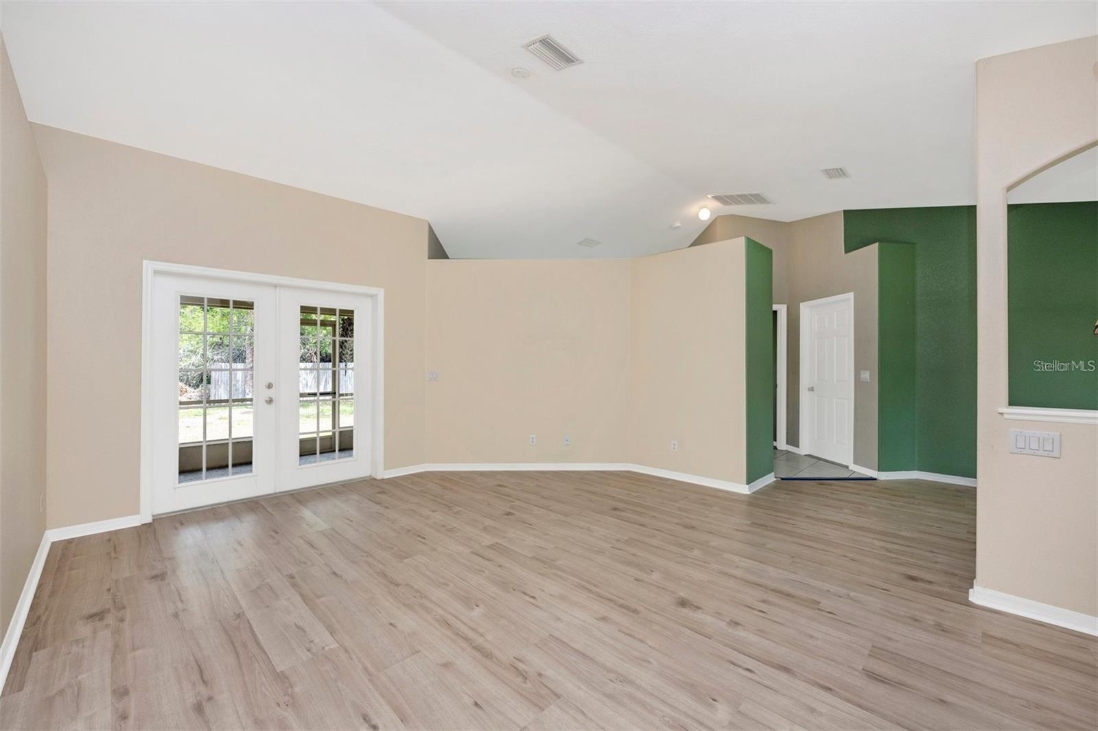 Image 8 of 46 For 4382 Sunburst Avenue