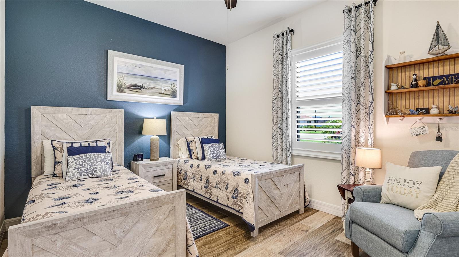 Image 17 of 49 For 20359 Cristoforo Place