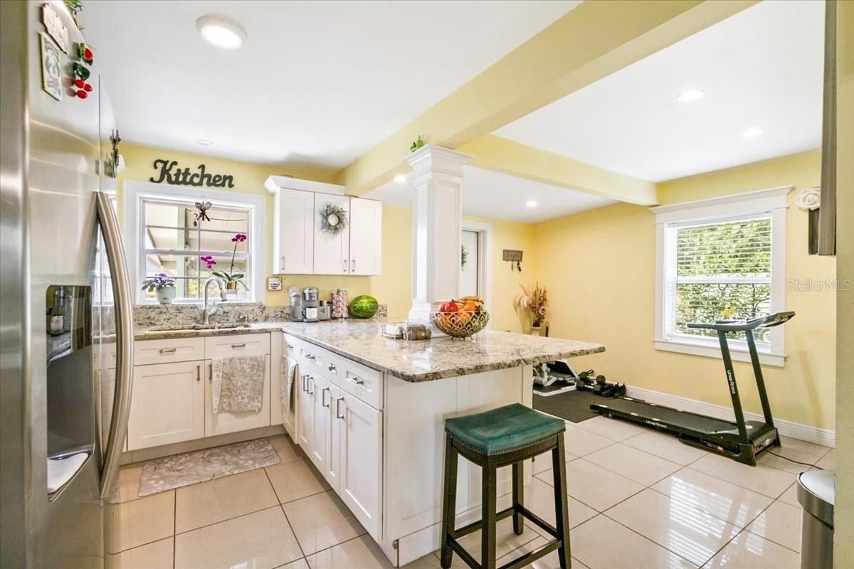 Image 5 of 17 For 4922 18th Street E