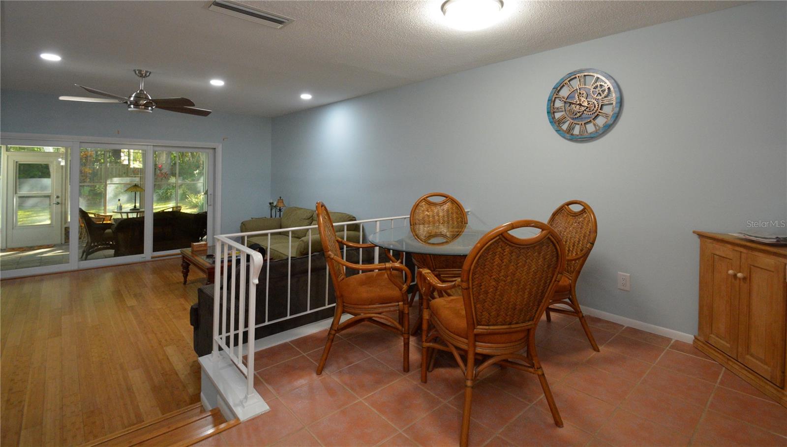 Image 4 of 22 For 705 Venice Avenue 705b