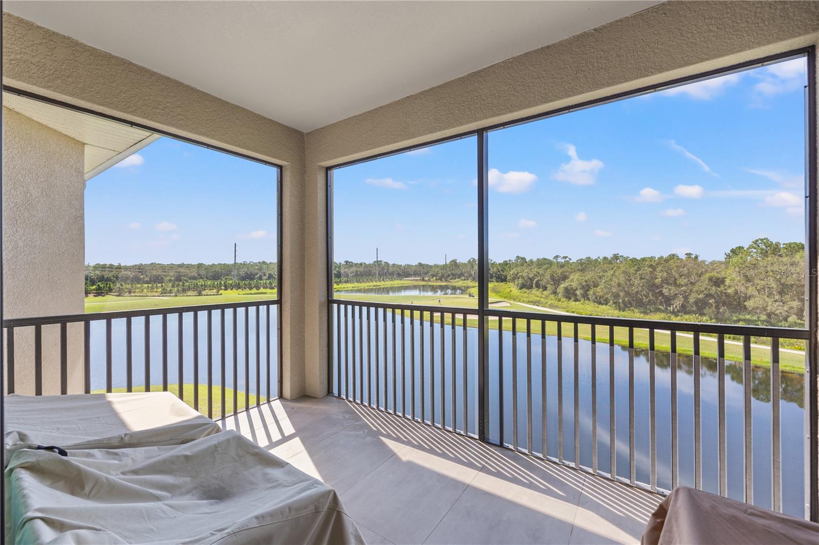 Image 3 of 100 For 18114 Gawthrop Drive 402
