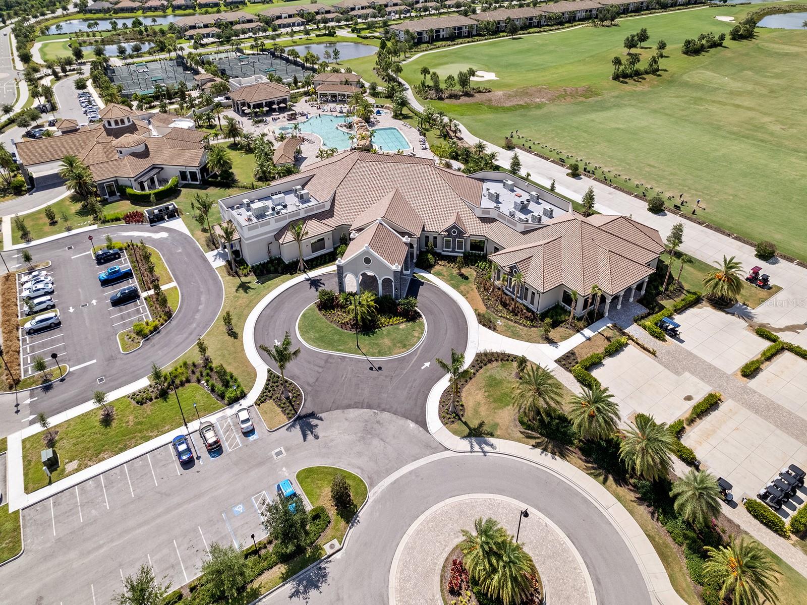 Image 46 of 100 For 18114 Gawthrop Drive 402