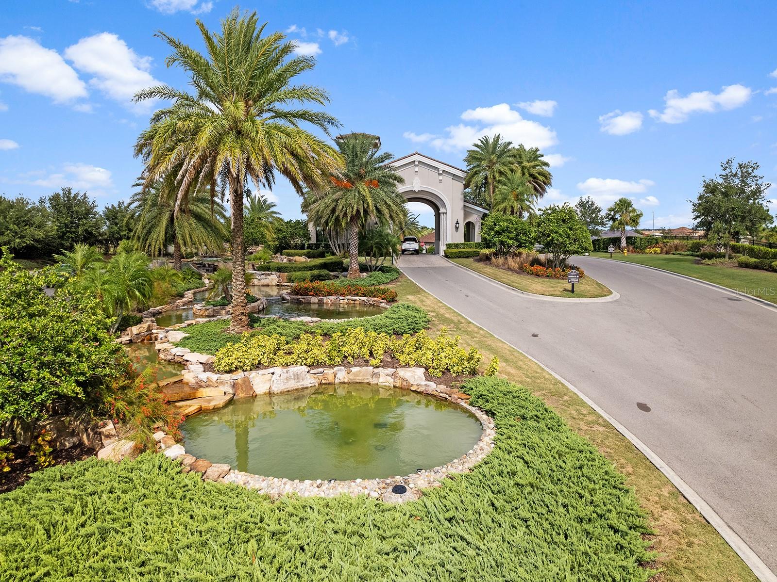 Image 52 of 100 For 18114 Gawthrop Drive 402