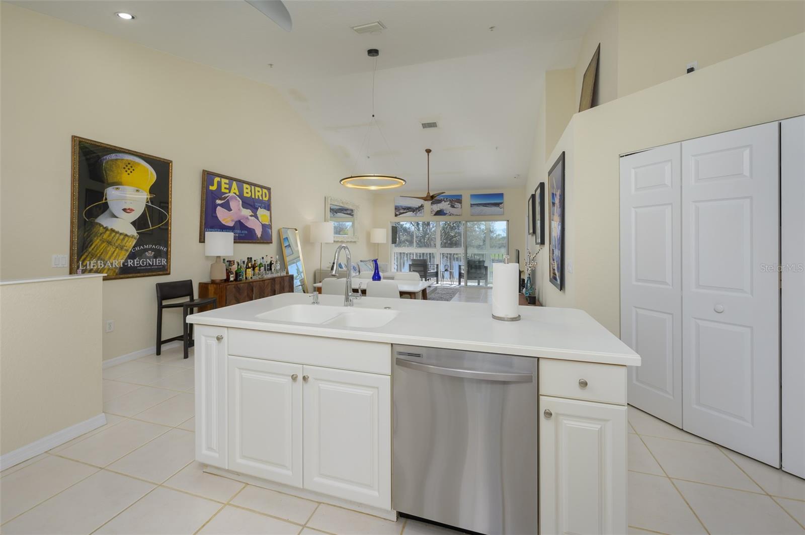Image 14 of 28 For 6748 Fairview Terrace 4-202