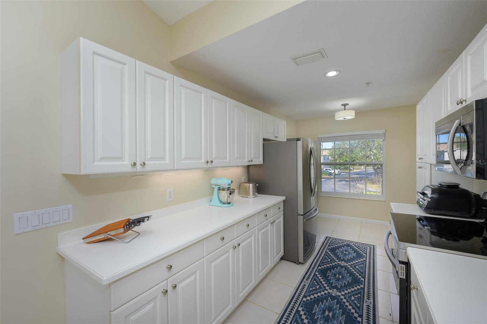 Image 16 of 28 For 6748 Fairview Terrace 4-202
