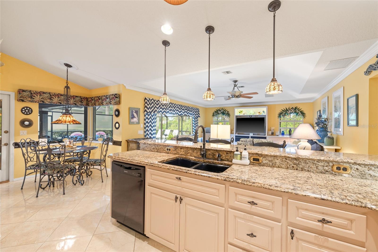 Image 13 of 50 For 490 Pine Lily Way