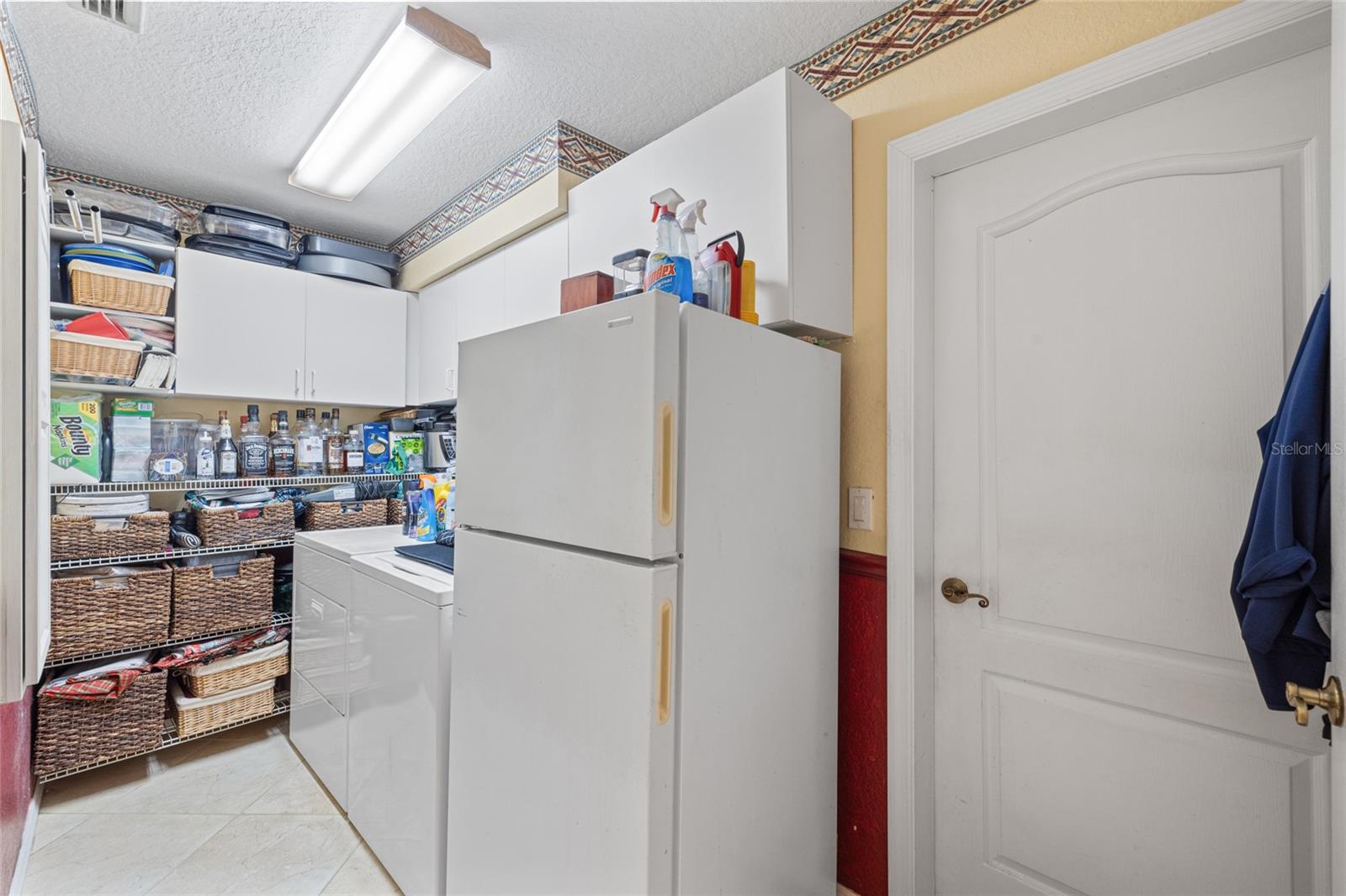 Image 30 of 50 For 490 Pine Lily Way