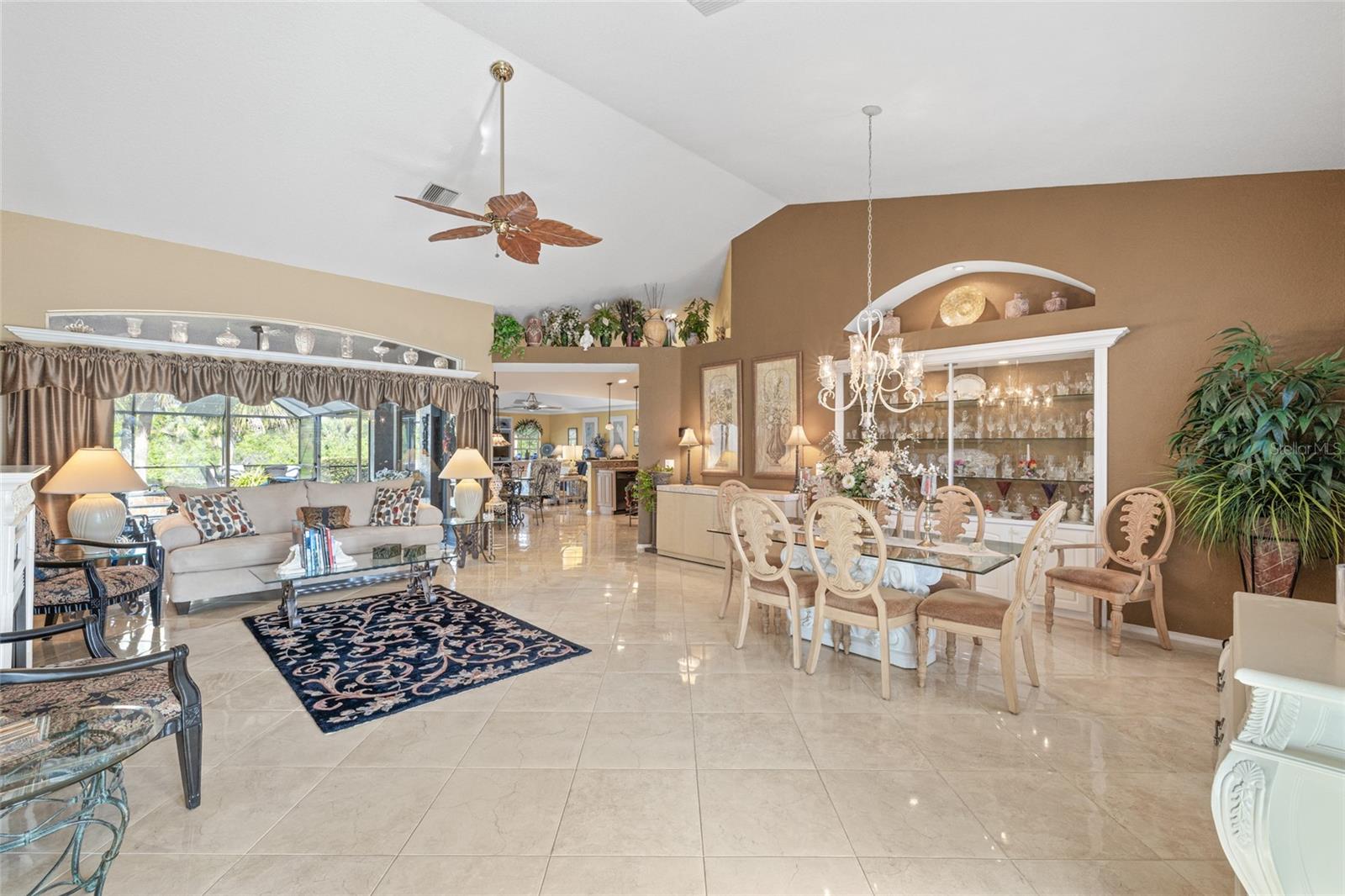 Image 4 of 50 For 490 Pine Lily Way