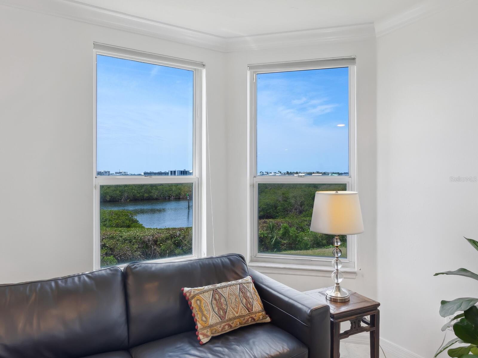 Image 13 of 61 For 5430 Eagles Point Circle 101