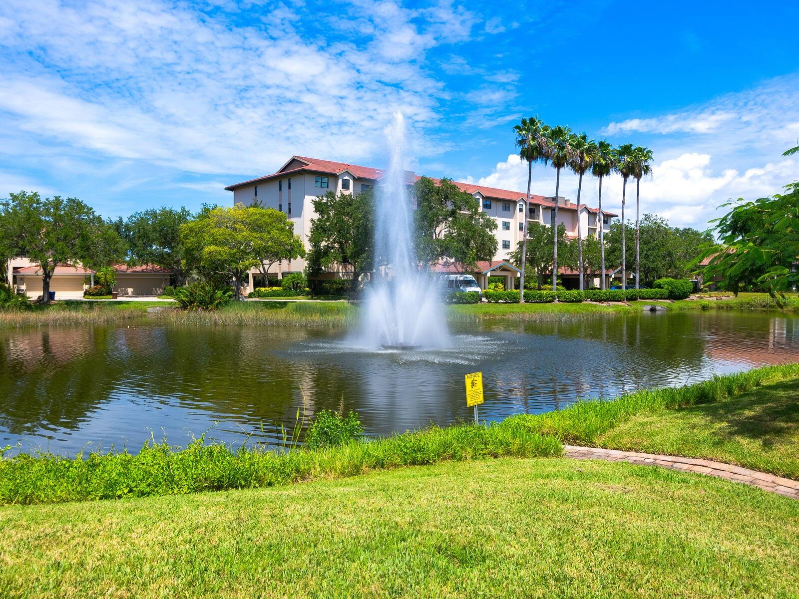 Image 41 of 61 For 5430 Eagles Point Circle 101