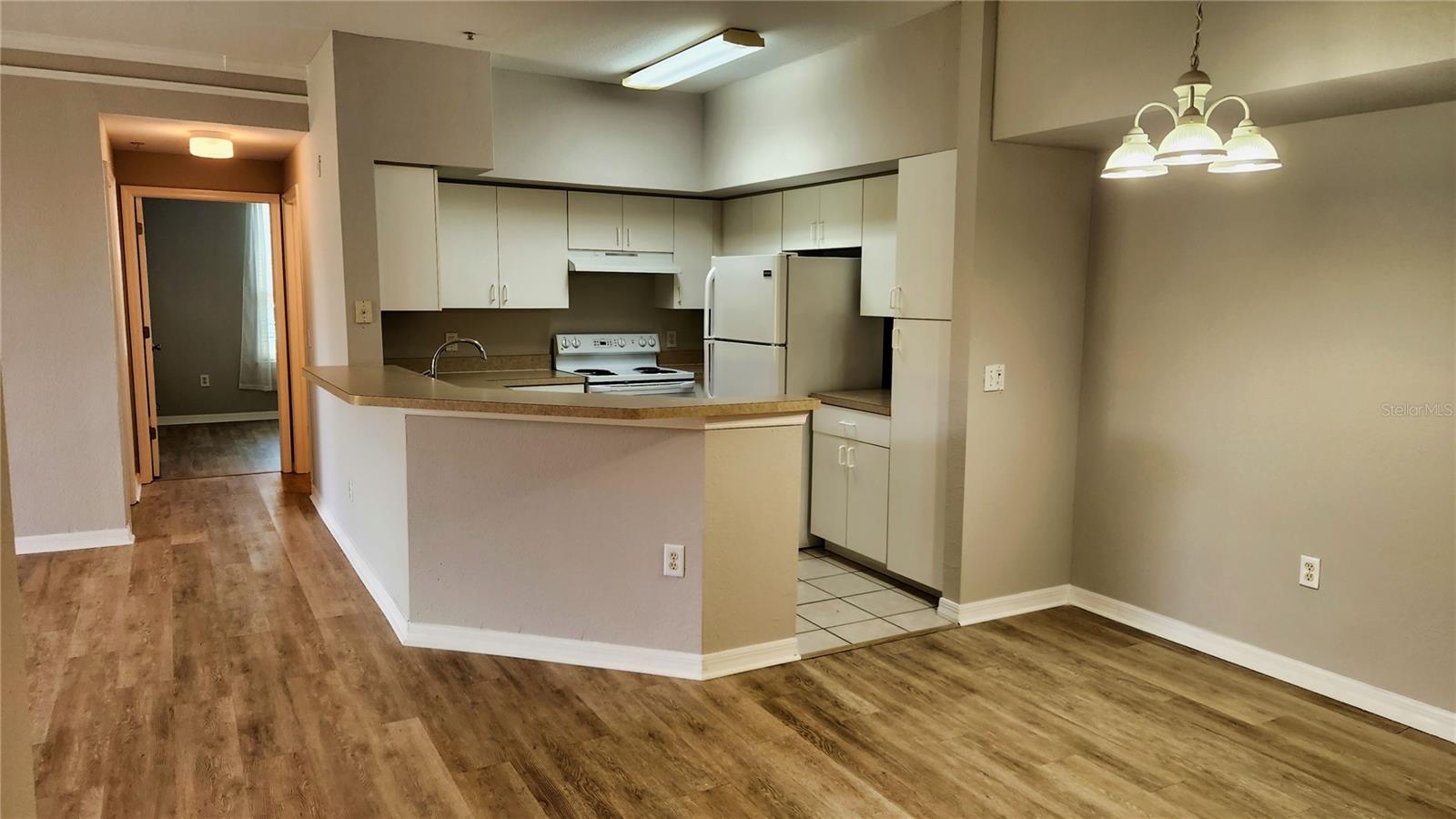 Image 22 of 48 For 4170 Central Sarasota Parkway 418
