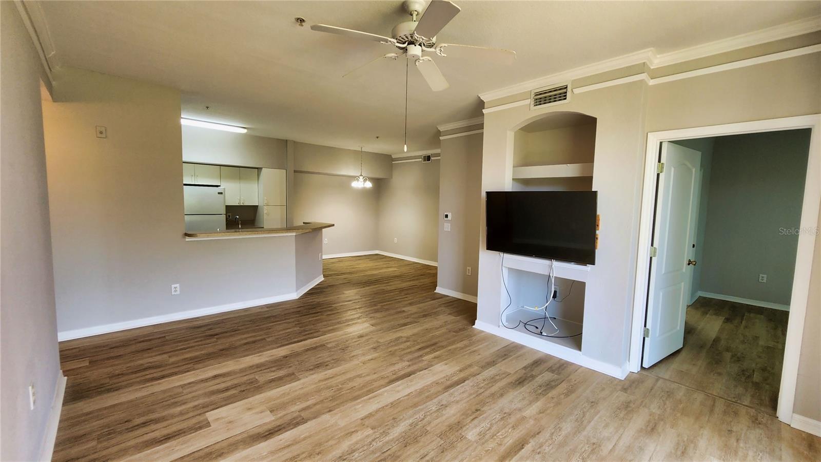 Image 26 of 48 For 4170 Central Sarasota Parkway 418