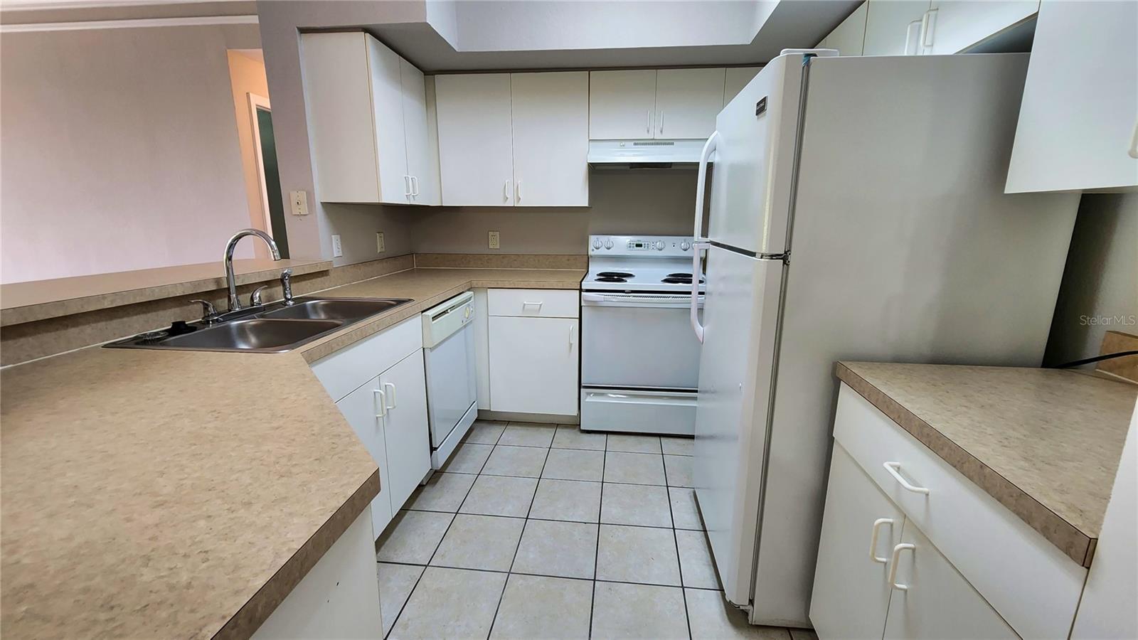 Image 30 of 48 For 4170 Central Sarasota Parkway 418