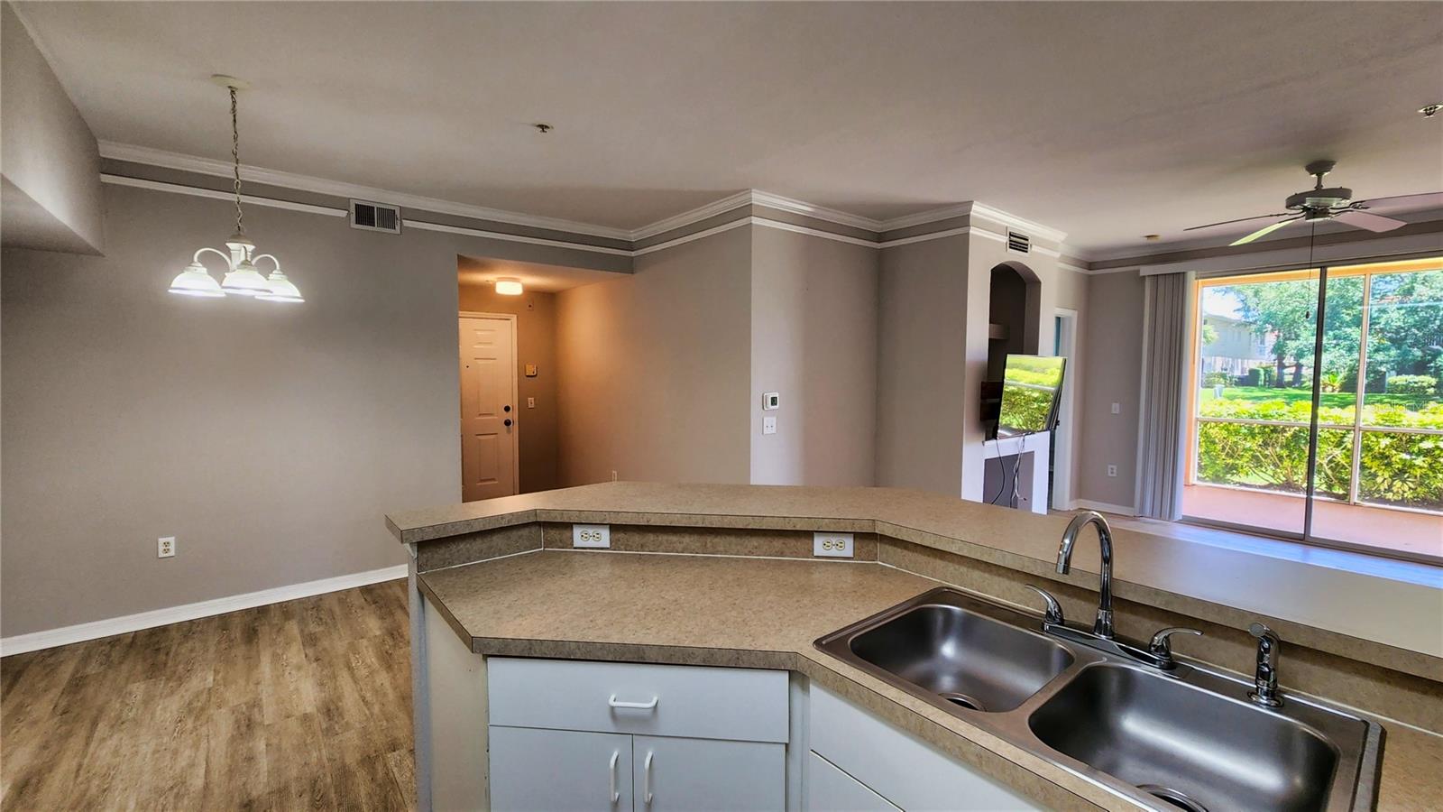 Image 31 of 48 For 4170 Central Sarasota Parkway 418