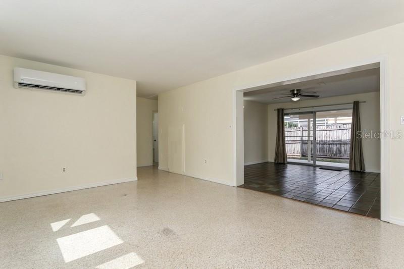 Image 8 of 35 For 2804 Mark Drive