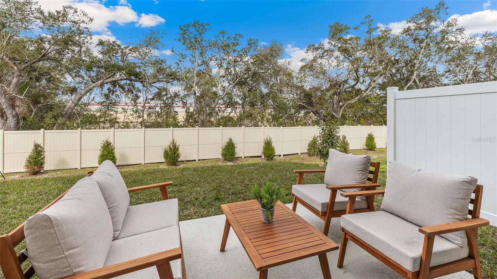 Image 17 of 33 For 17417 Haysack Terrace