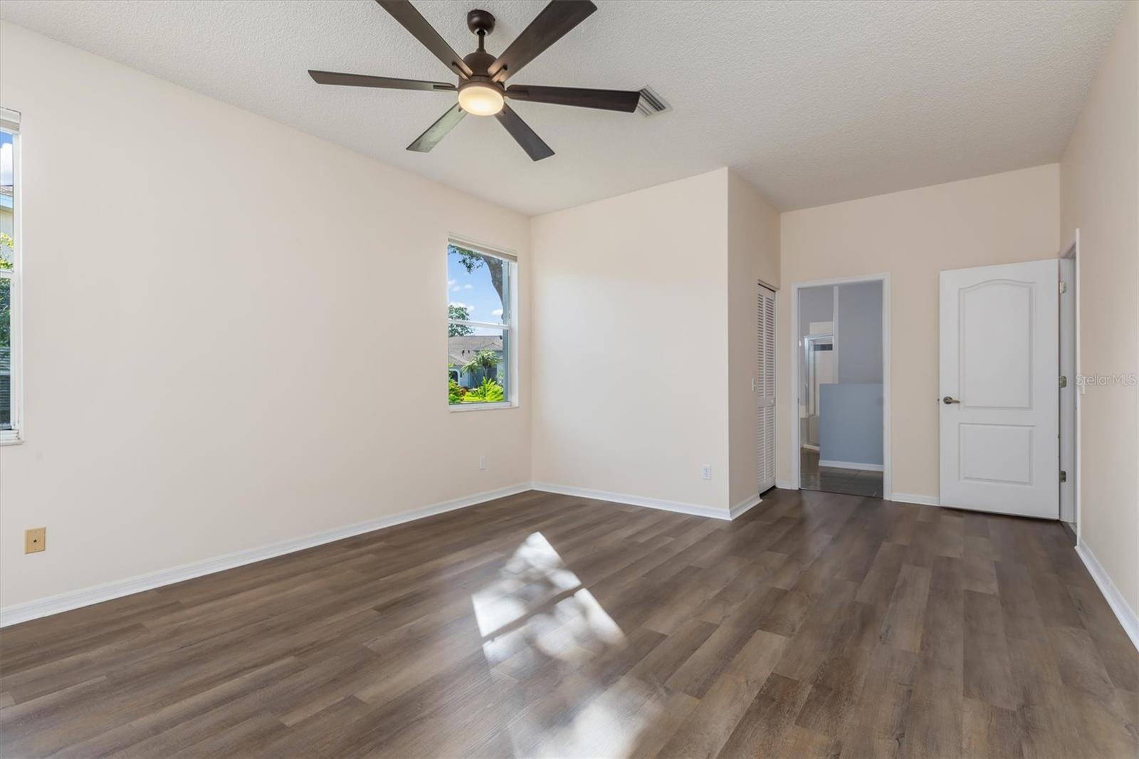 Image 12 of 48 For 4063 Westbourne Circle