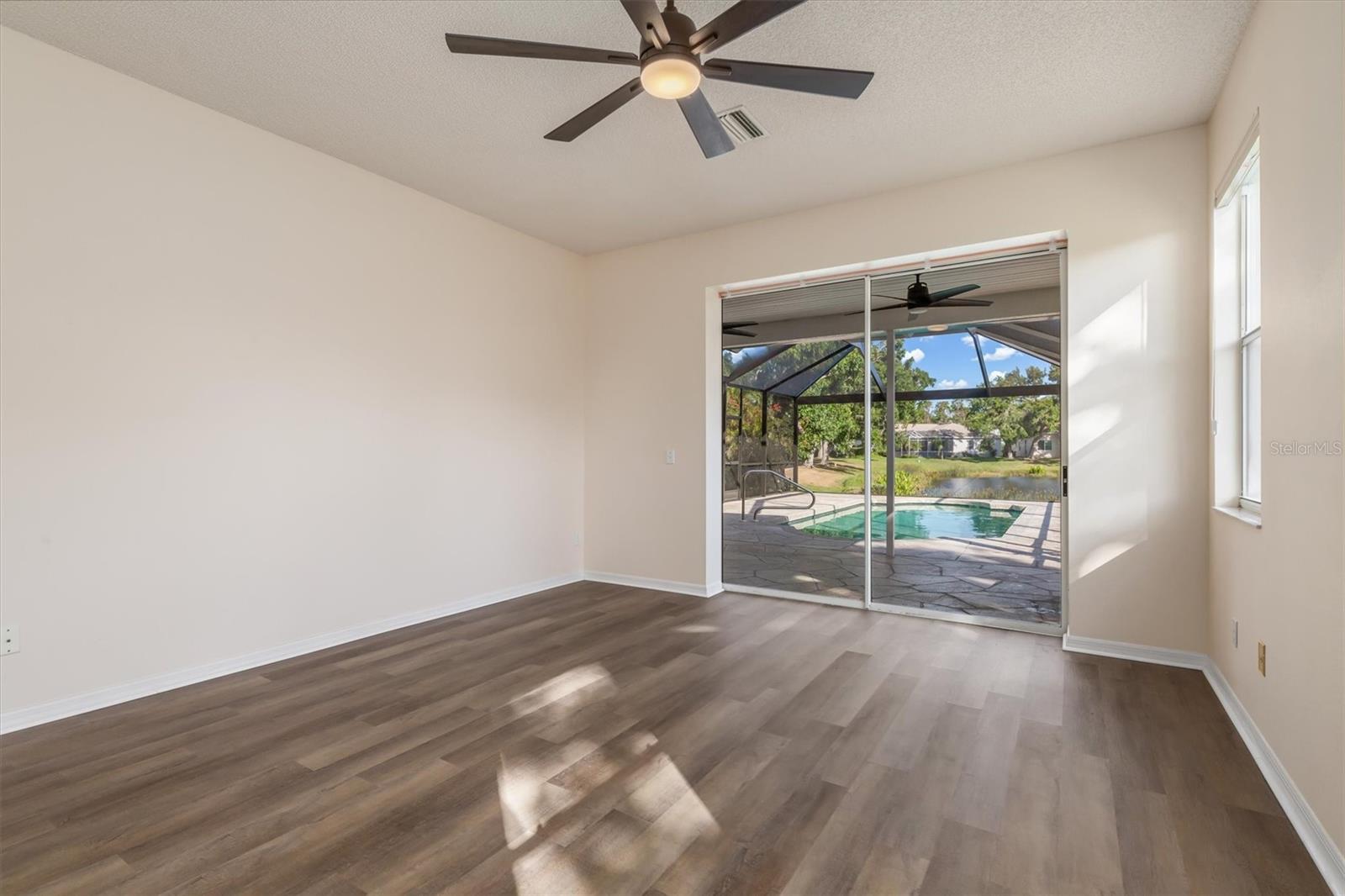 Image 13 of 48 For 4063 Westbourne Circle