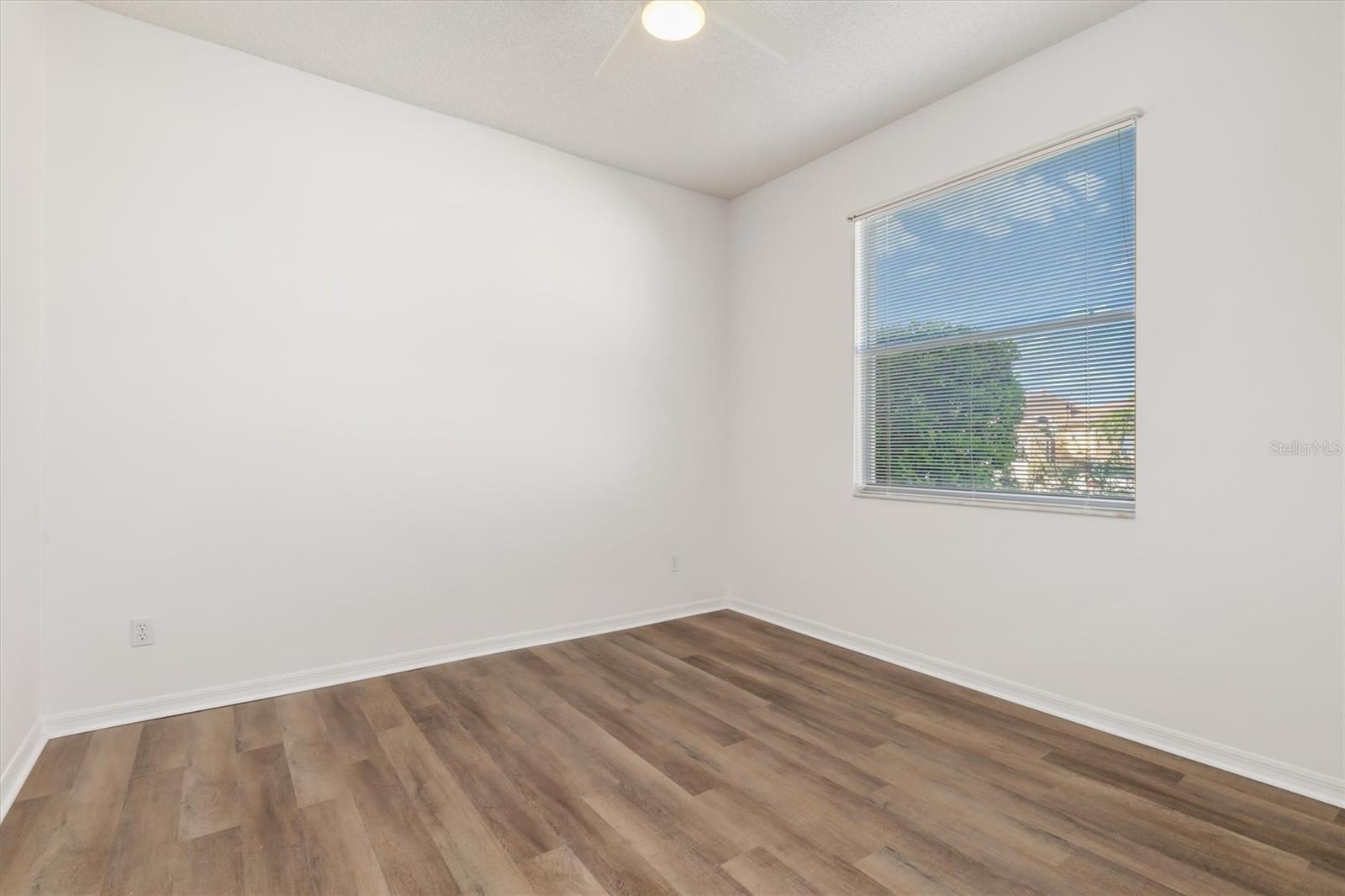 Image 19 of 48 For 4063 Westbourne Circle