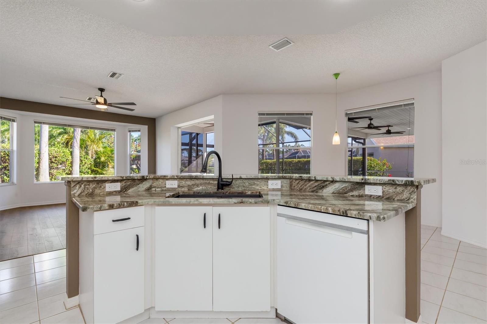 Image 8 of 48 For 4063 Westbourne Circle