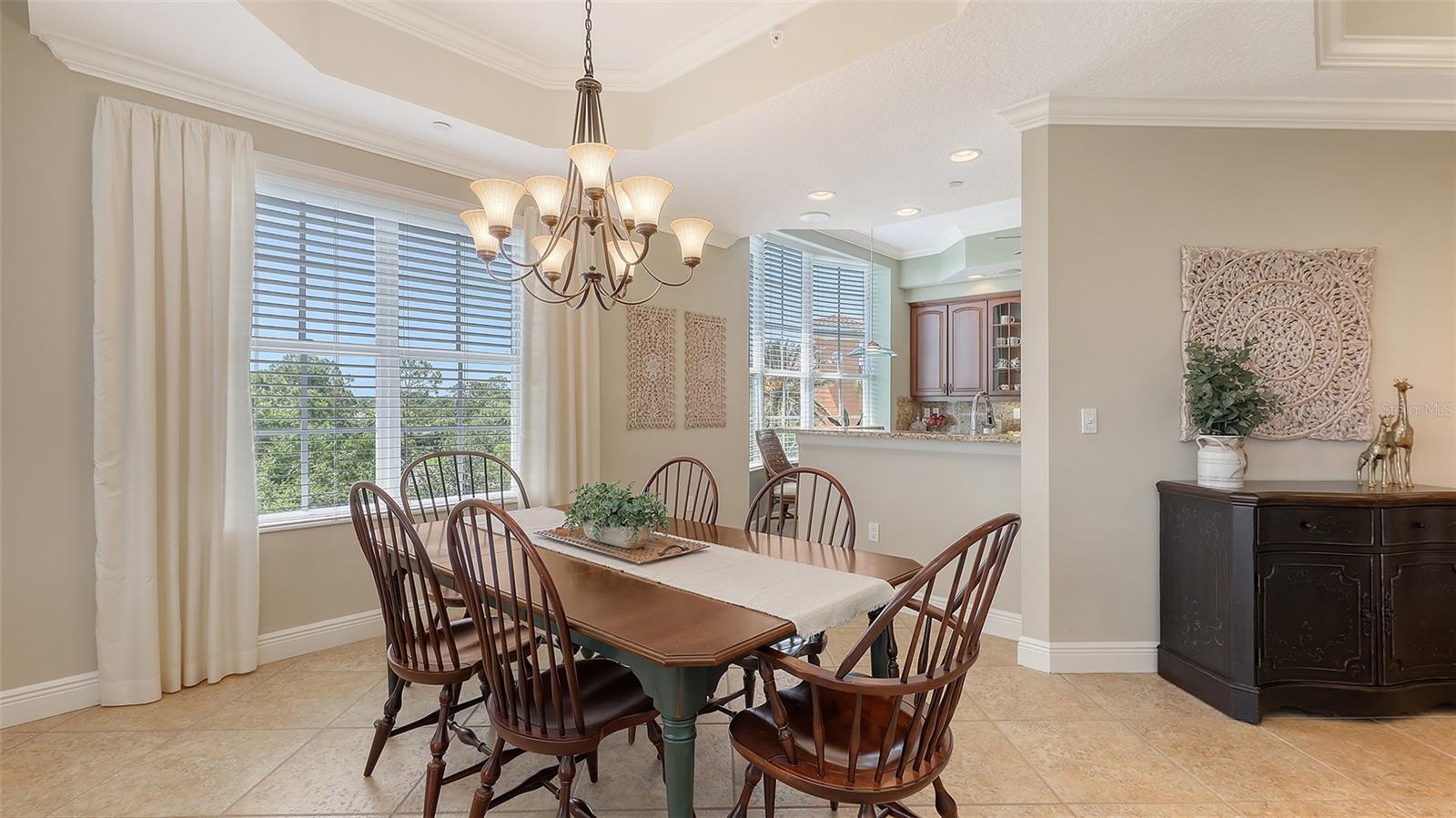 Image 15 of 62 For 6465 Watercrest Way 404