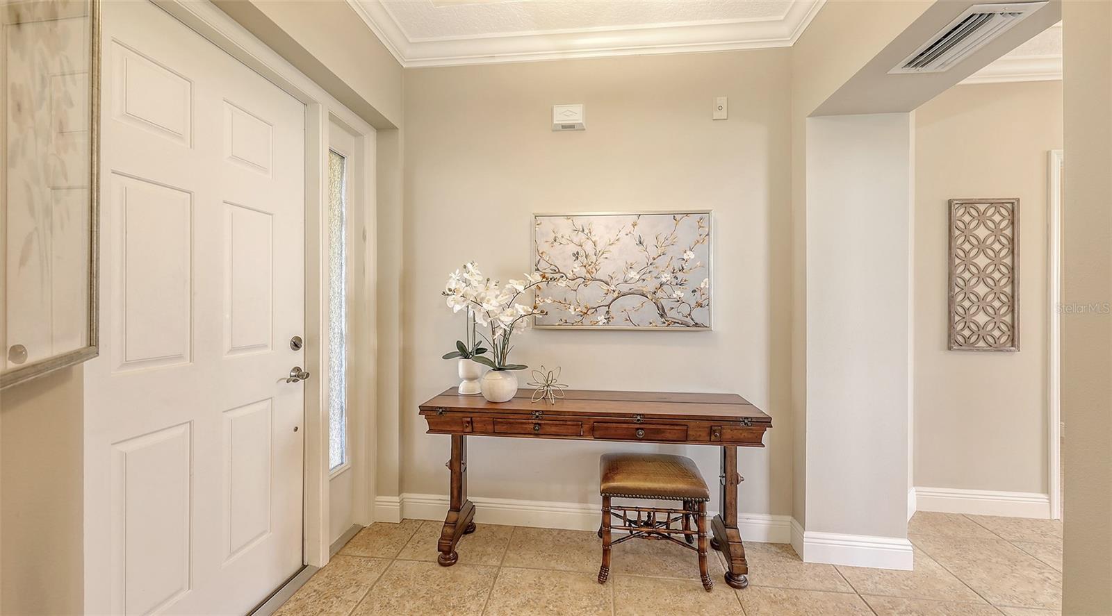 Image 29 of 62 For 6465 Watercrest Way 404