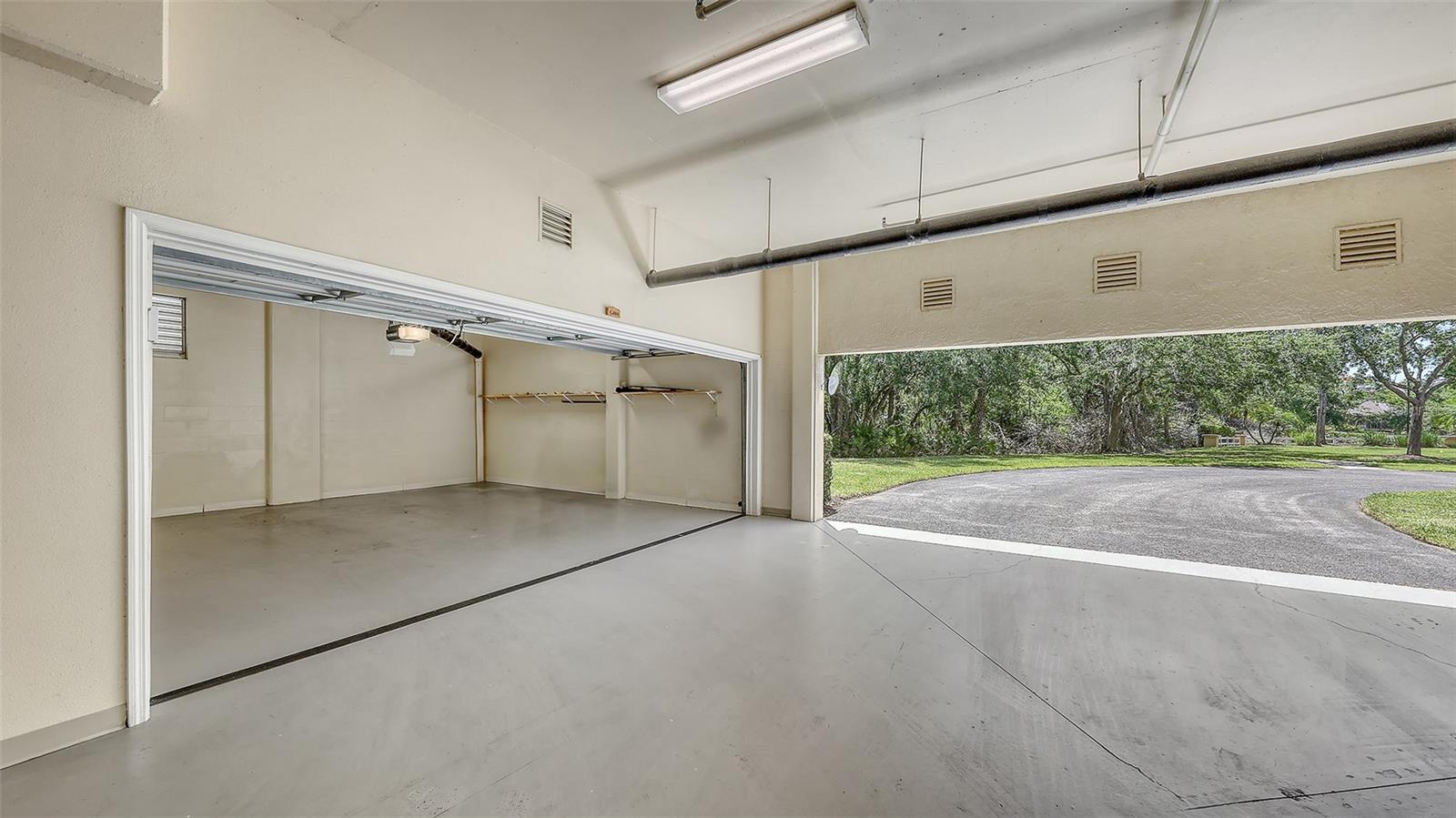 Image 46 of 62 For 6465 Watercrest Way 404
